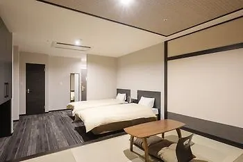The Premium Hotel In Rinku Izumisano 4*,
